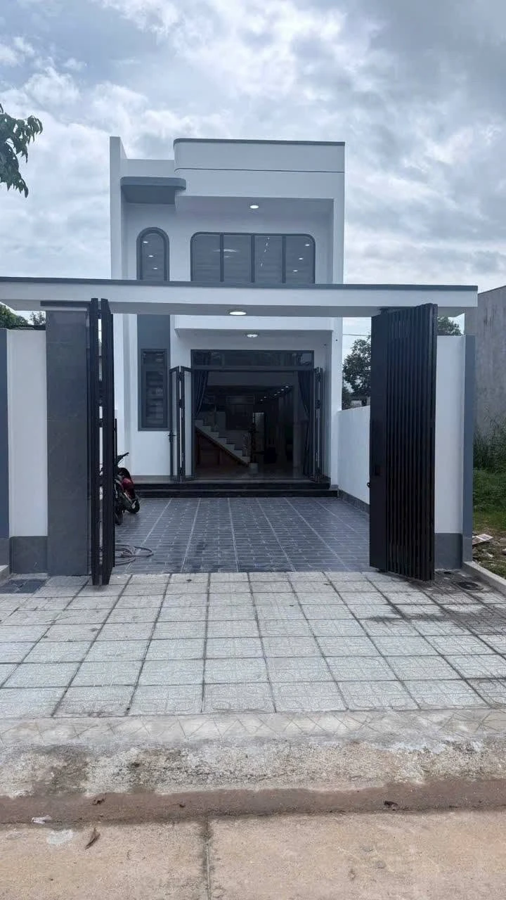 Bán nhà gác lửng 150m2, 3 PN tại Mỹ Phước 3 - Ảnh 1