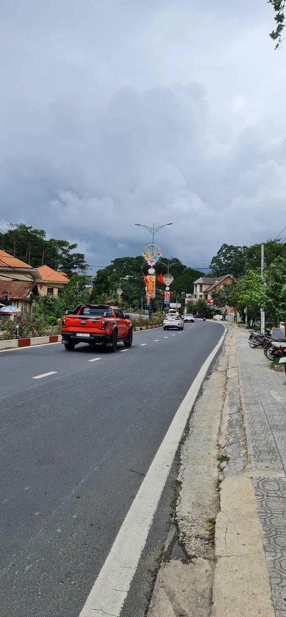 Bán villa mặt tiền 296m² Đà Lạt, 38 tỷ - Ảnh 1