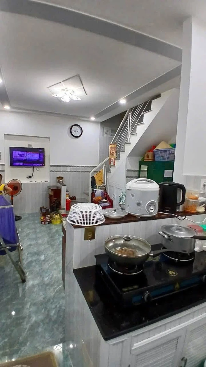 Bán nhà 1 trệt 1 lầu 40m2 đường Nguyễn An Ninh, trung tâm Vũng Tàu giá 2,3 tỷ - Ảnh thu nhỏ 2