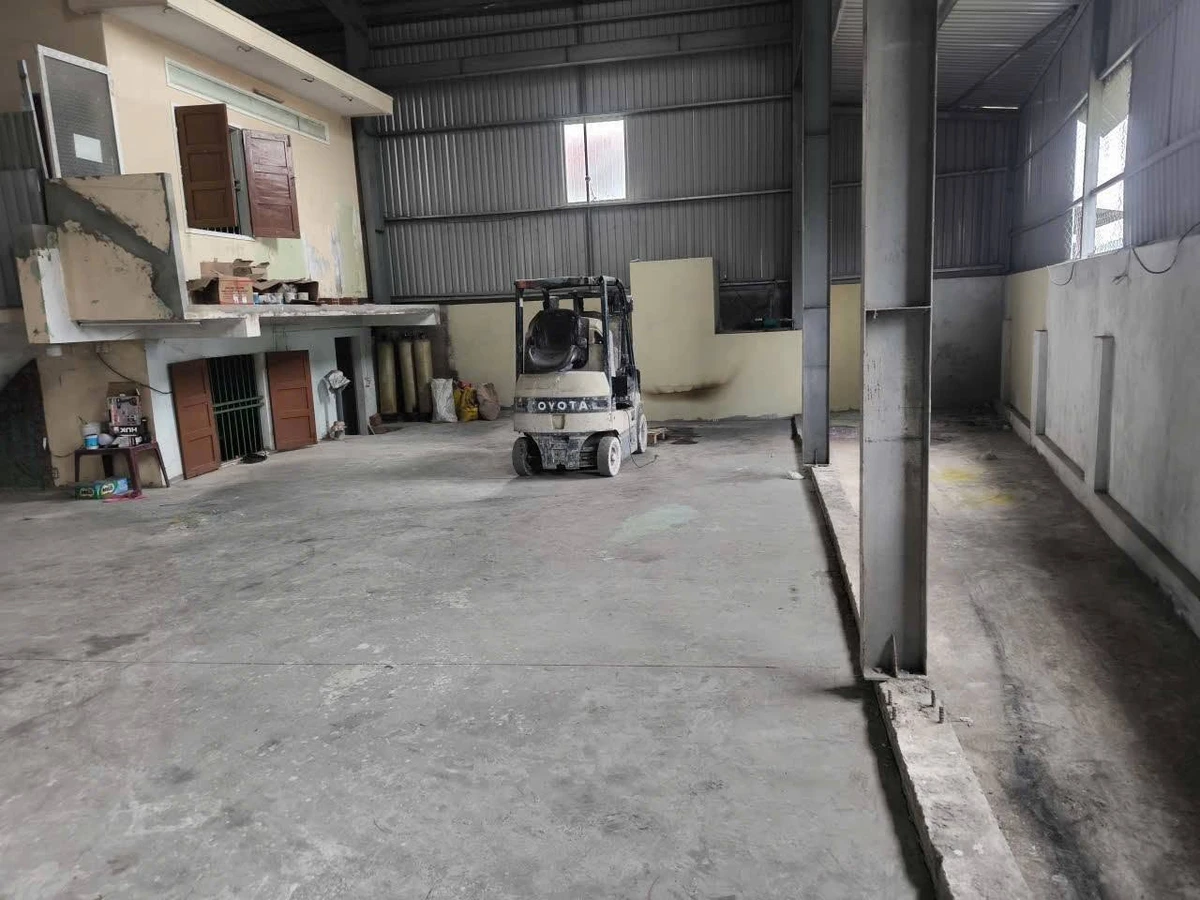 Cho thuê kho mặt quốc lộ 1A 800m2, 40 triệu/tháng - Ảnh thu nhỏ 2
