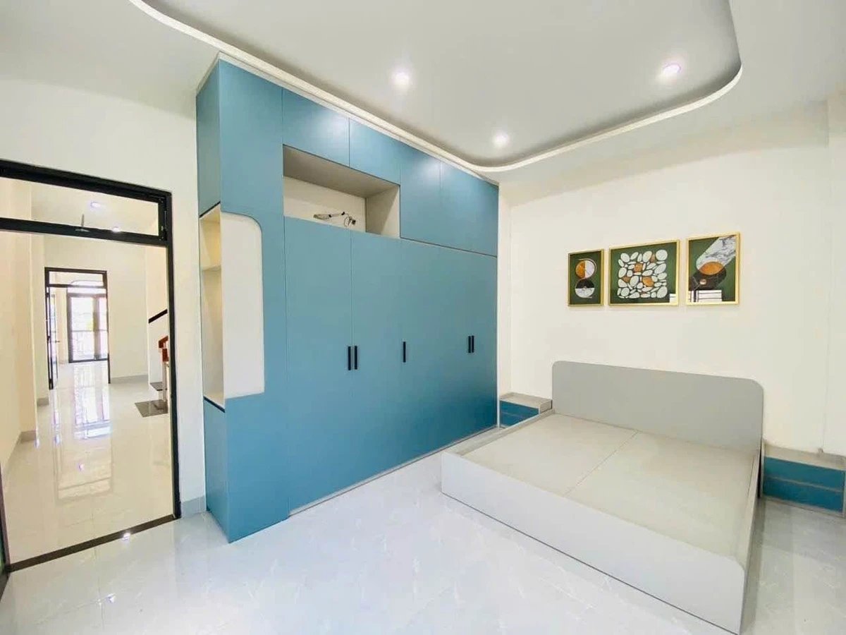 Bán nhà 3 tầng mặt tiền 80m² Quy Nhơn - Ảnh thu nhỏ 5