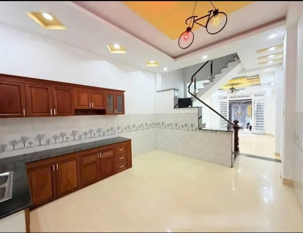 Bán nhà mới 3 tầng 68m² Bình Hưng Hòa B, Bình Tân 5 tỷ 200 - Ảnh thu nhỏ 2