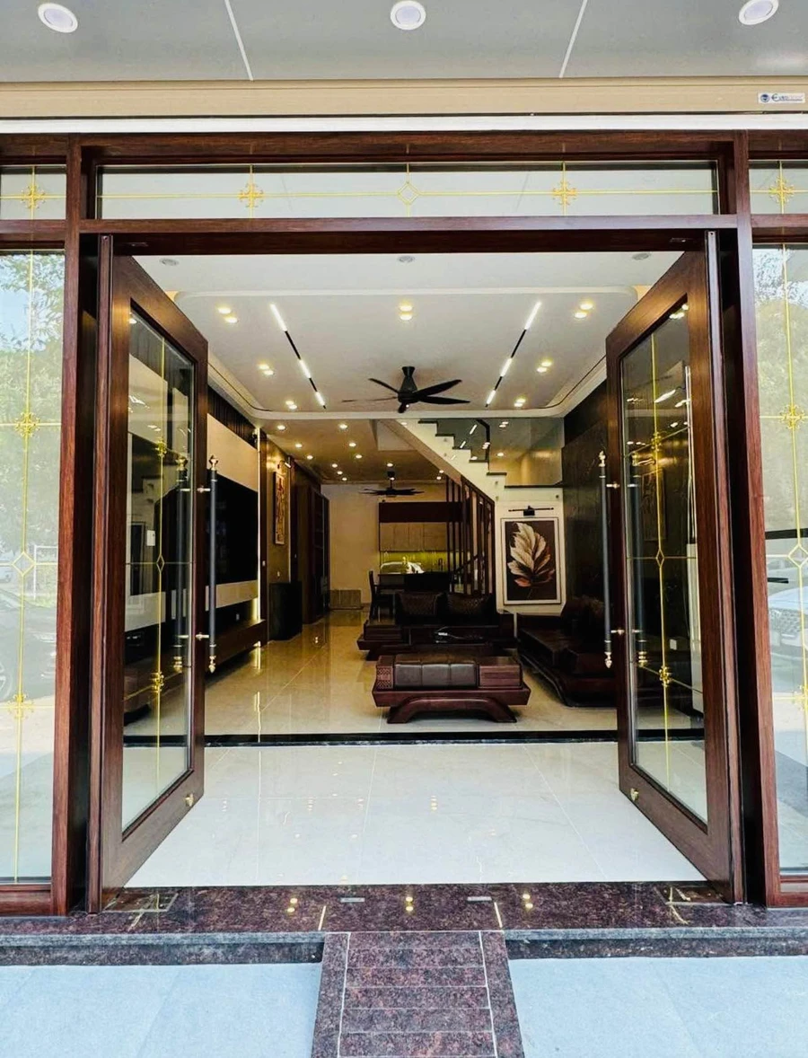 Bán nhà 3 tầng 80m² khu Bình Minh, 4 PN full nội thất 7 tỷ - Ảnh 1