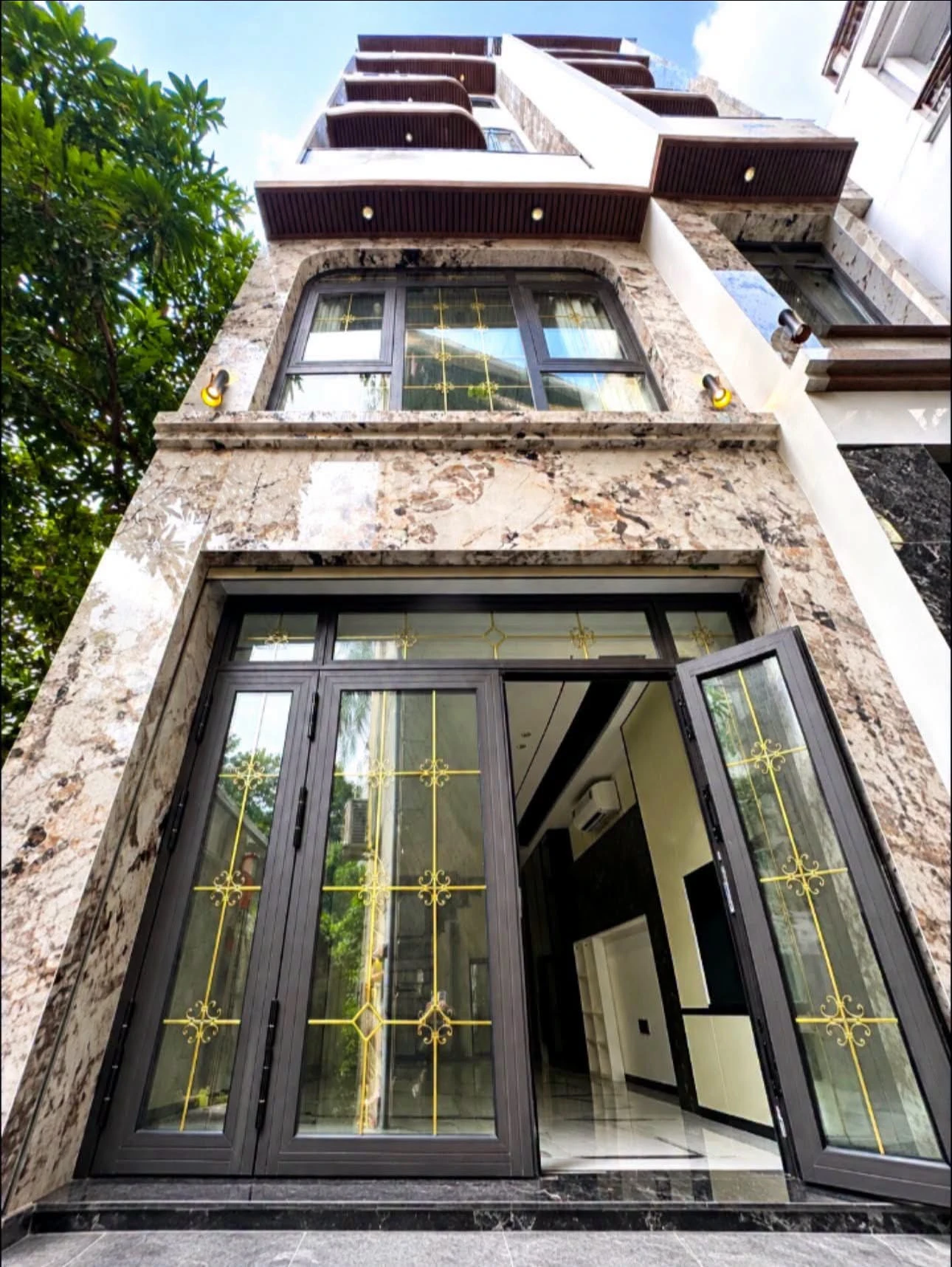Bán nhà 6,8 tỷ Long Biên, 38m2, 5 tầng, full nội thất - Ảnh 1