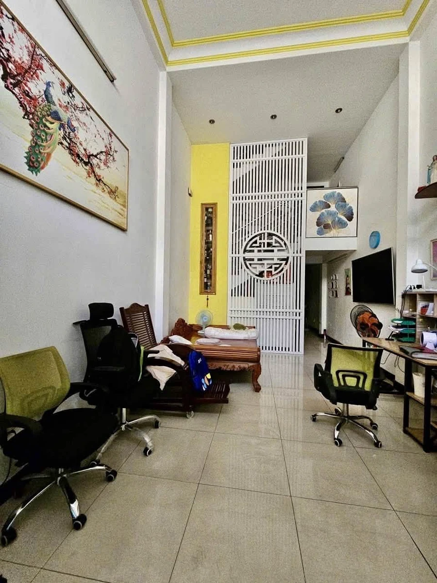 Bán nhà hẻm xe hơi 2 mặt hẻm Cao Thắng Quận 10, 52m2, 4 tầng, 13,5 tỷ - Ảnh thu nhỏ 3