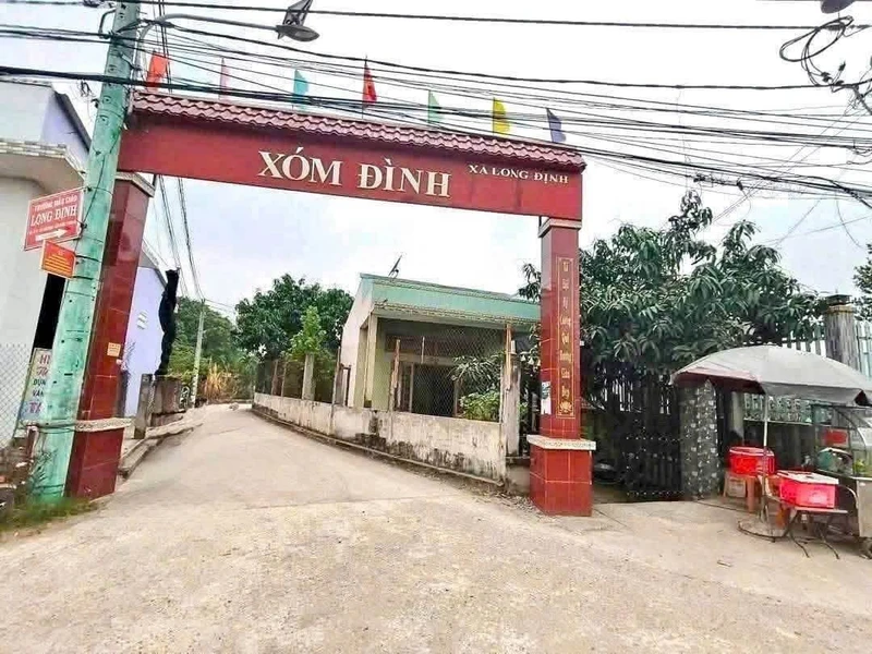 Bán đất thổ cư 5x60m (300m2) Ấp 1 Long Định, Cần Đước, Long An gần KCN Thuận Đạo