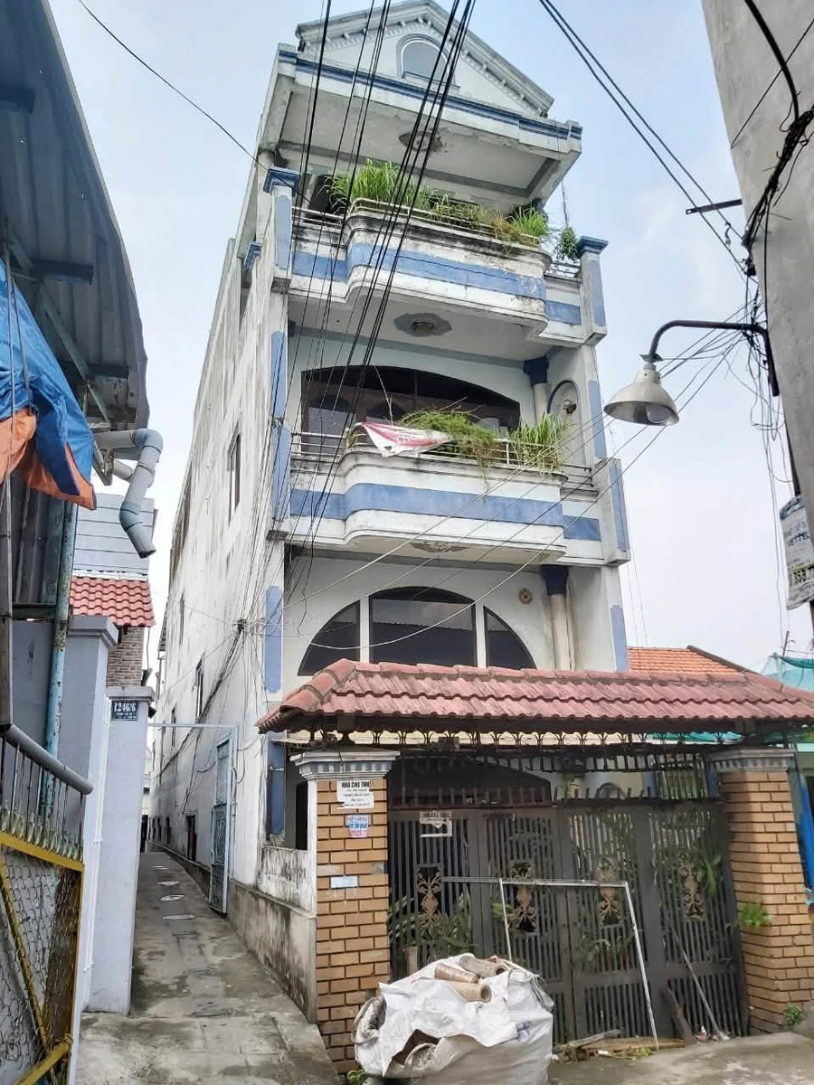 Bán gấp nhà hẻm ô tô 150m2, 1 trệt 3 lầu, hẻm Tỉnh lộ 10, Tân Tạo, Bình Tân - Ảnh thu nhỏ 2