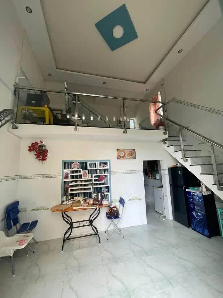 Bán nhà 3PN 45m2 đường Bạch Đằng, Quận 1, giá 2,3 tỷ - Ảnh 1