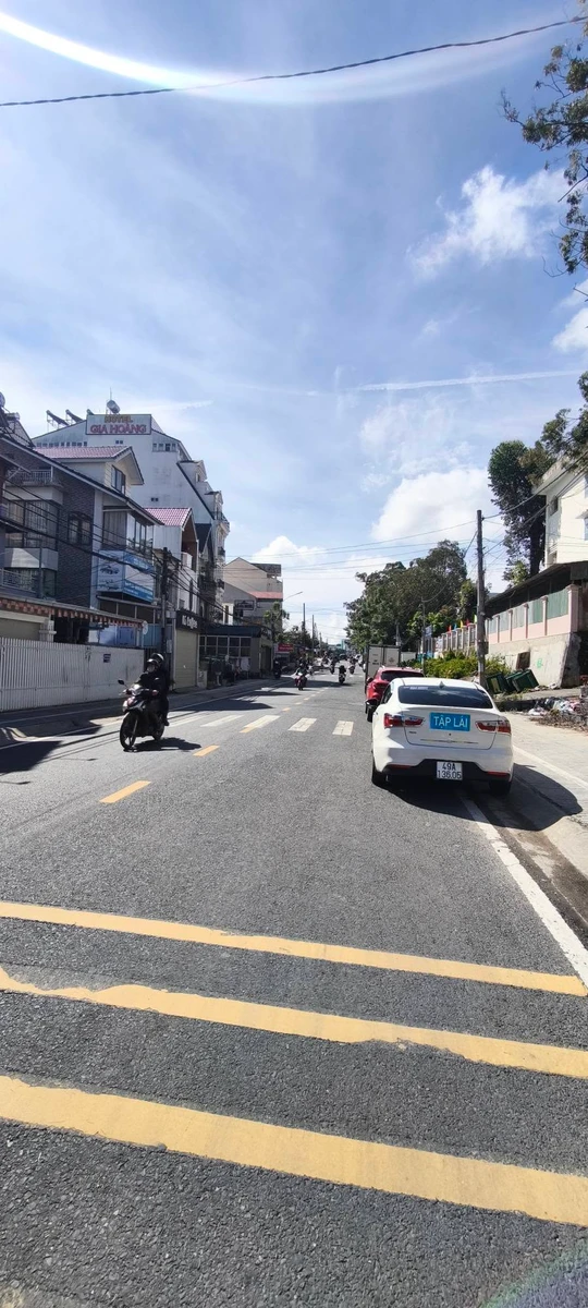 Bán tổ hợp nhà hàng khách sạn 961m² hai mặt tiền Đà Lạt 100 tỷ - Ảnh thu nhỏ 5