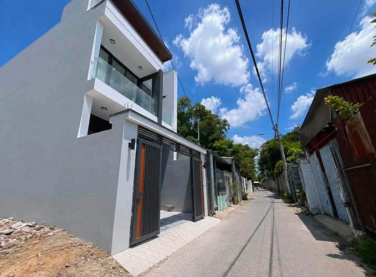Bán nhà trệt lầu 3 phòng ngủ 73,9m² Phú Hoà, Thủ Dầu Một - Ảnh thu nhỏ 2