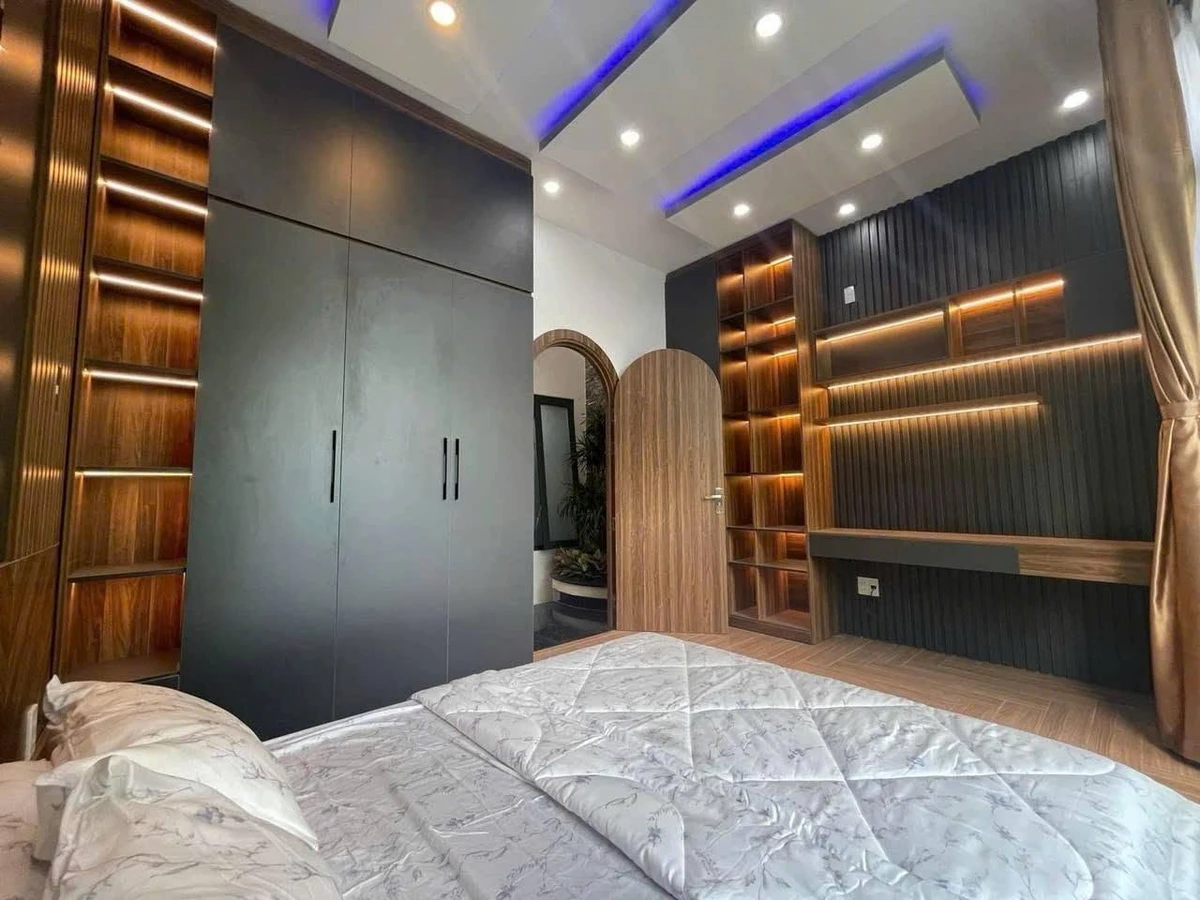 Bán nhà 3 tầng Phạm Văn Nghị 60m² 3PN, full nội thất, nhỉnh 5 tỷ - Ảnh thu nhỏ 4