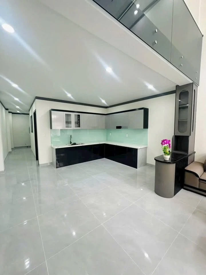 Bán nhà 1 trệt 1 lửng 90m2 Biên Hoà, 3 tỷ 700 triệu - Ảnh thu nhỏ 3