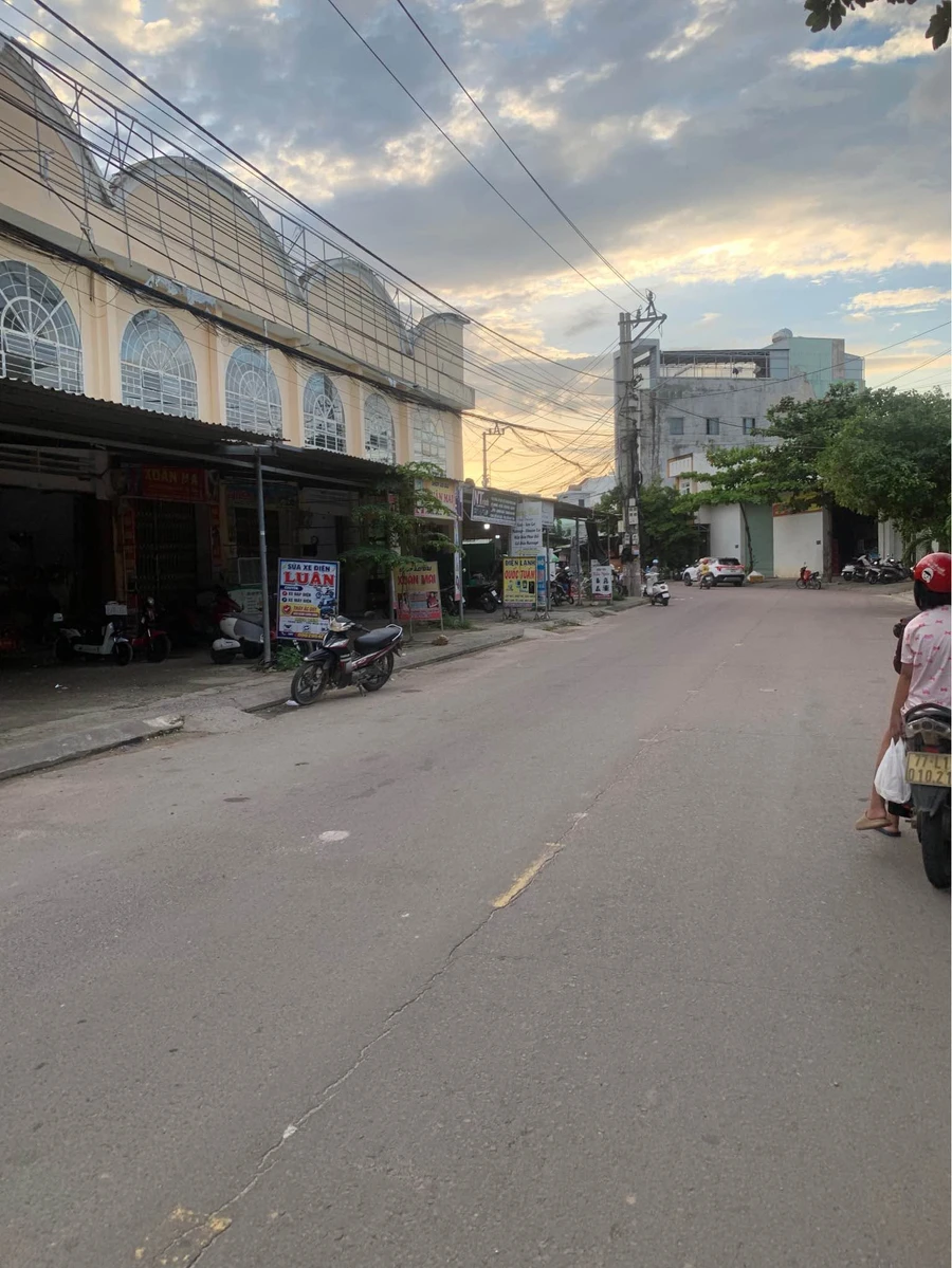 Bán nhà mặt tiền Trần Thúc Tự 68,58m² Quận 12 - Ảnh 1