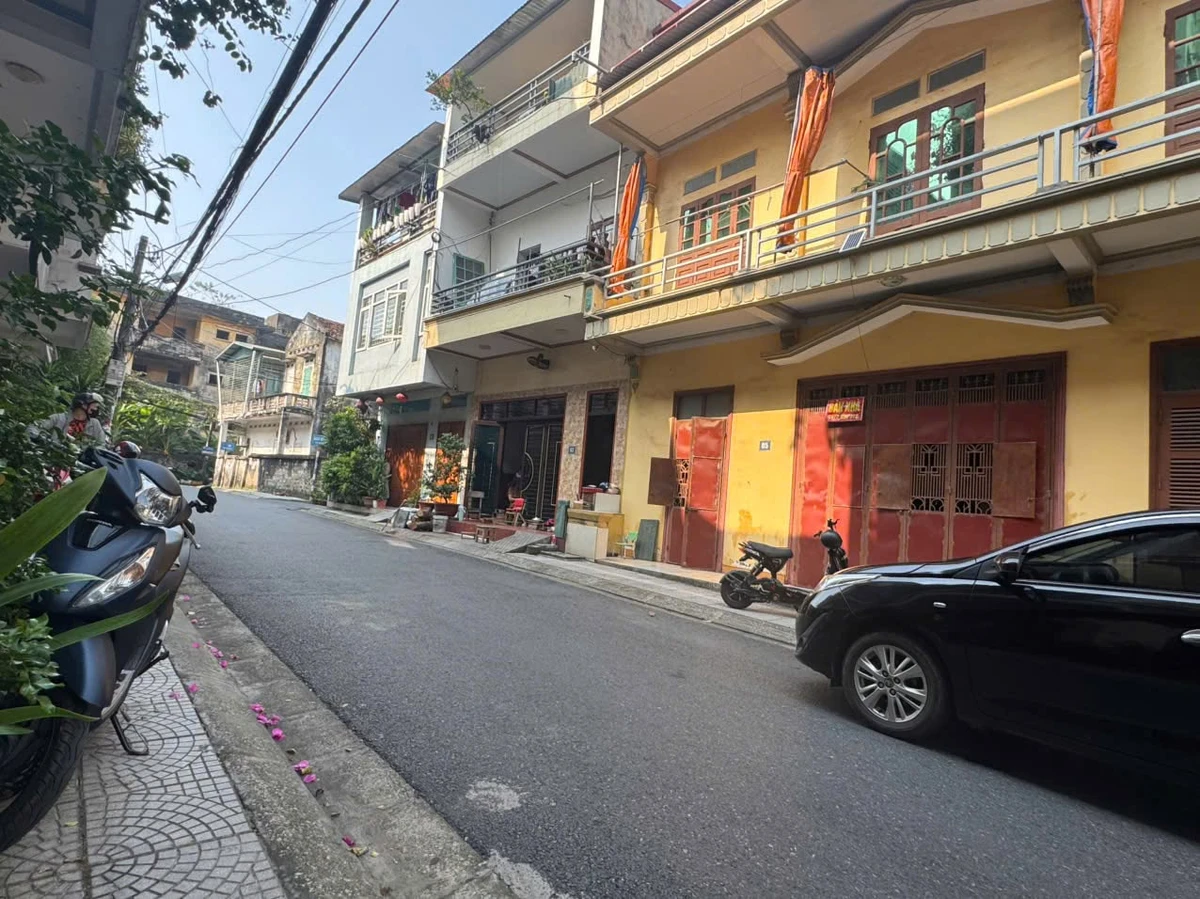 Bán nhà 2 tầng 73m² sát Hồ Văn Lang, Việt Trì - Ảnh thu nhỏ 5