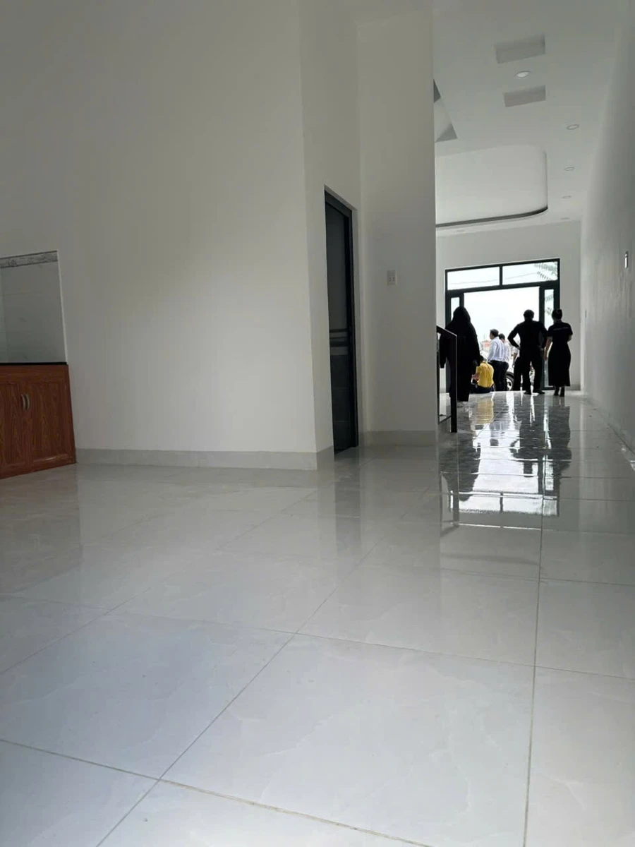 Bán nhà ở xã hội 1 trệt 1 lầu 5x24m, 2PN 2WC, gần chợ Bình Chánh giá từ 1,4 tỷ - Ảnh thu nhỏ 3