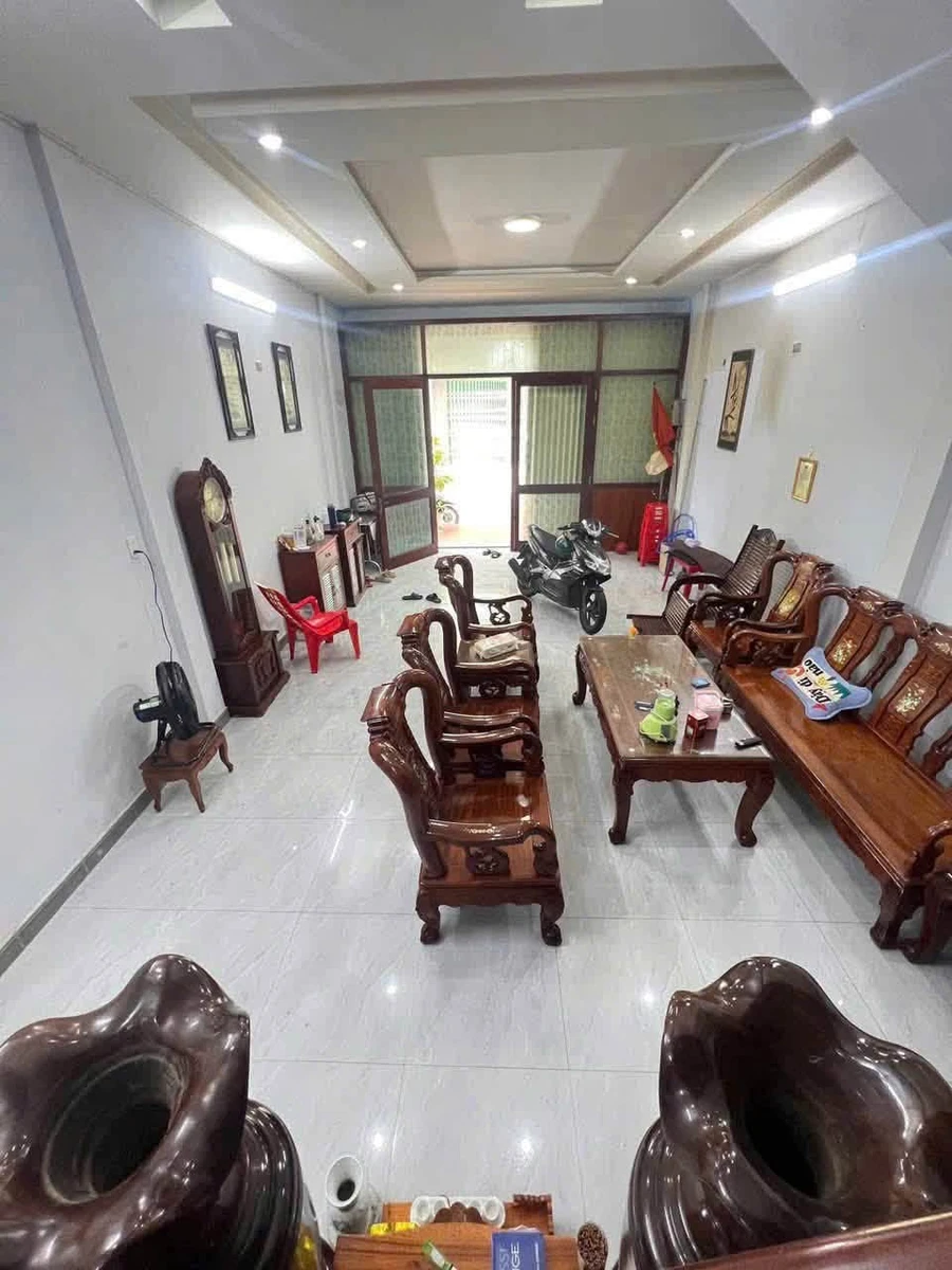 Nhà mặt tiền 85m2, 3 tầng, 3PN gần chợ Dầm Quy Nhơn - Ảnh thu nhỏ 3