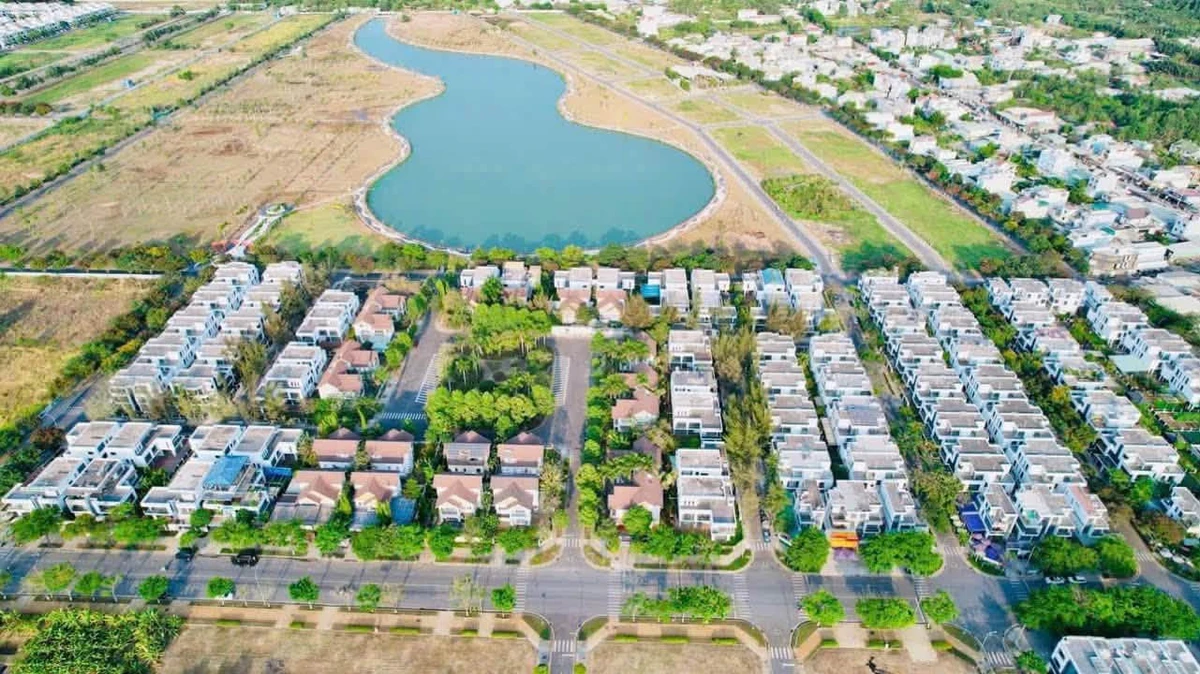 Nhà 1 trệt 3 lầu 230m² KDT Đông Tăng Q9 giá 6,3 tỷ - Ảnh thu nhỏ 4