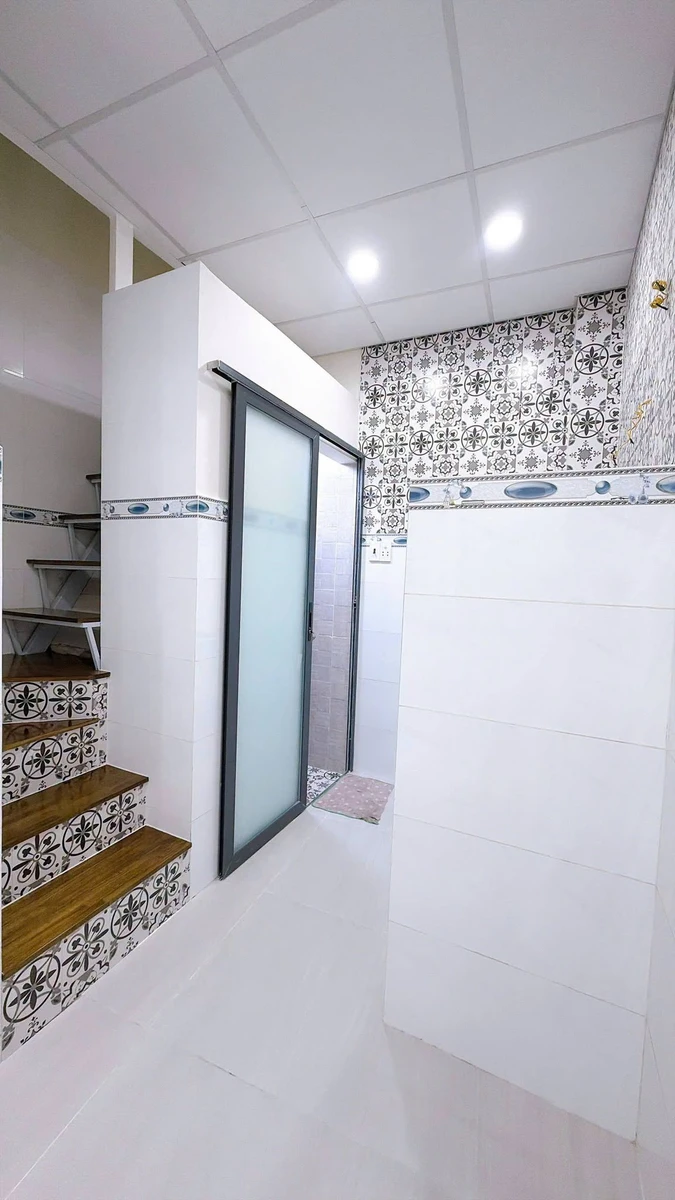 Bán nhà 2PN 11,4m² Quận 4 - 1,85 tỷ - Ảnh thu nhỏ 2