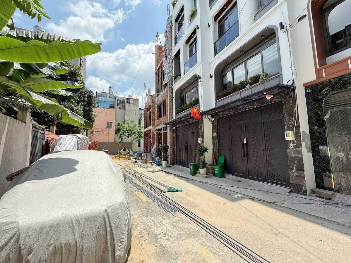 Bán nhà phố 4 tầng có thang máy 60m² Quận 12 giá 7 tỷ - Ảnh thu nhỏ 3