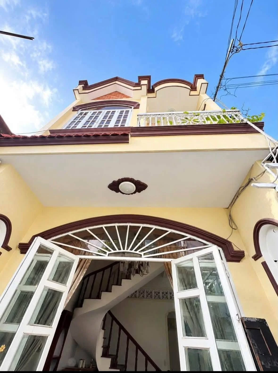 Bán nhà mặt tiền Phạm Văn Bạch, 42m², 3.75 tỷ - Ảnh 1