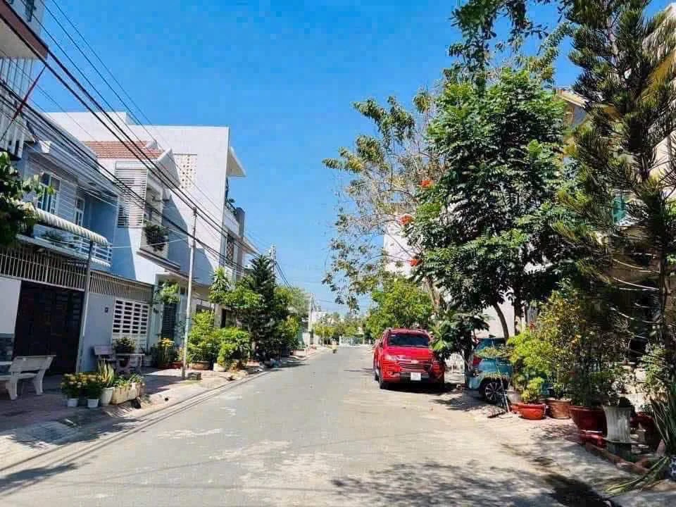 Bán nhà 1 trệt 2 lầu mặt tiền đường Phạm Huy Thông, 85m2, 3,4 tỷ, Phan Thiết - Ảnh thu nhỏ 2