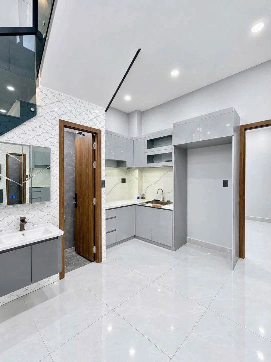 Bán nhà 2 tầng 3PN hẻm ô tô Ông Ích Khiêm, Quận 7 - Ảnh thu nhỏ 3