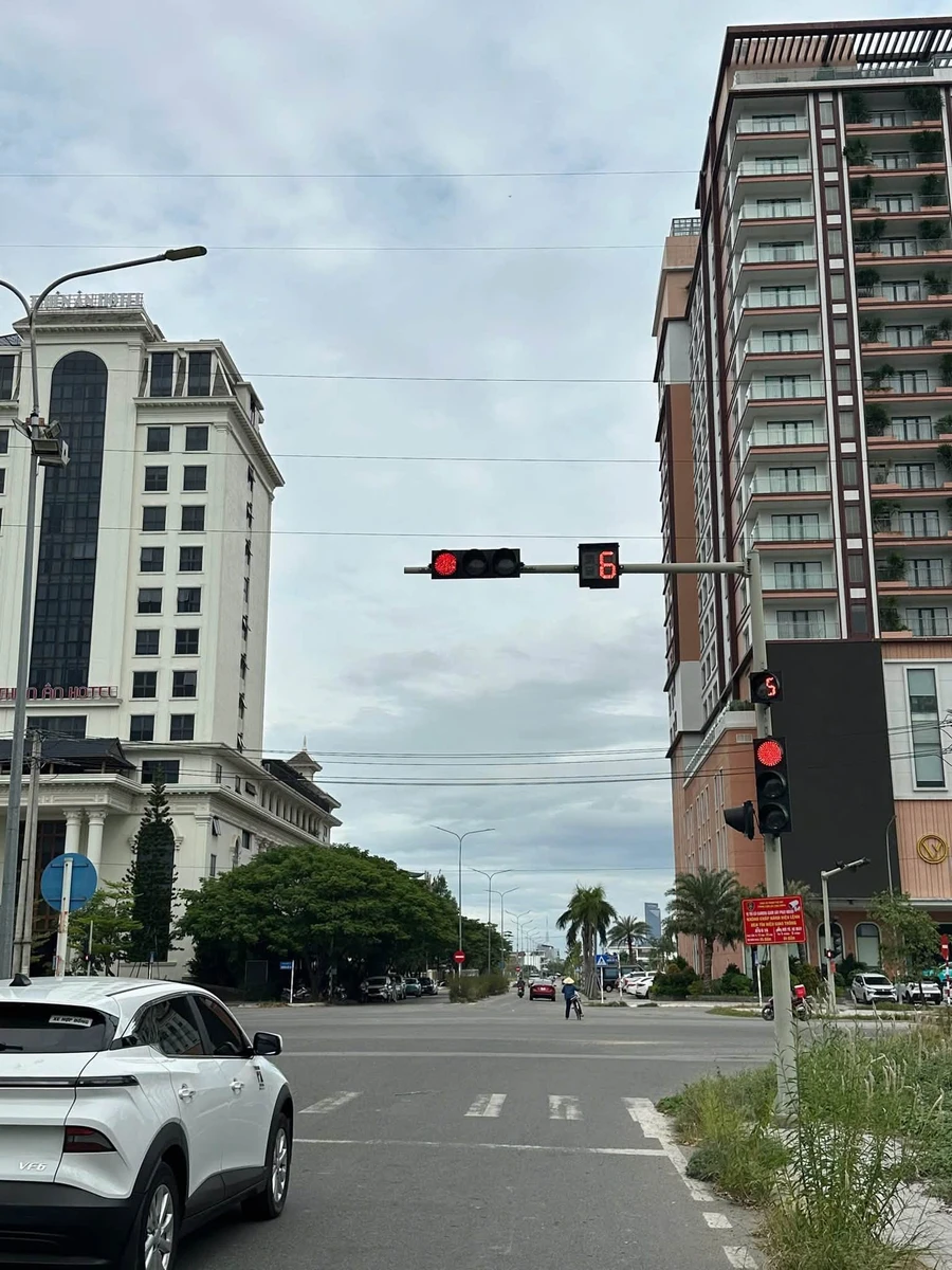 Bán lô đất 92,6m² view kênh KĐT Đông Nam Thuỷ An, Huế 4 tỷ - Ảnh 1