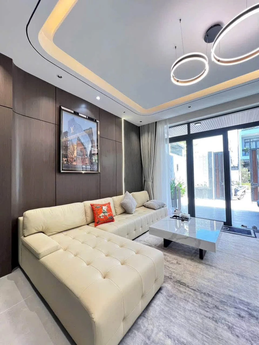 Bán nhà 3 tầng 100m2 Nha Trang 8.6 tỷ - Ảnh thu nhỏ 2