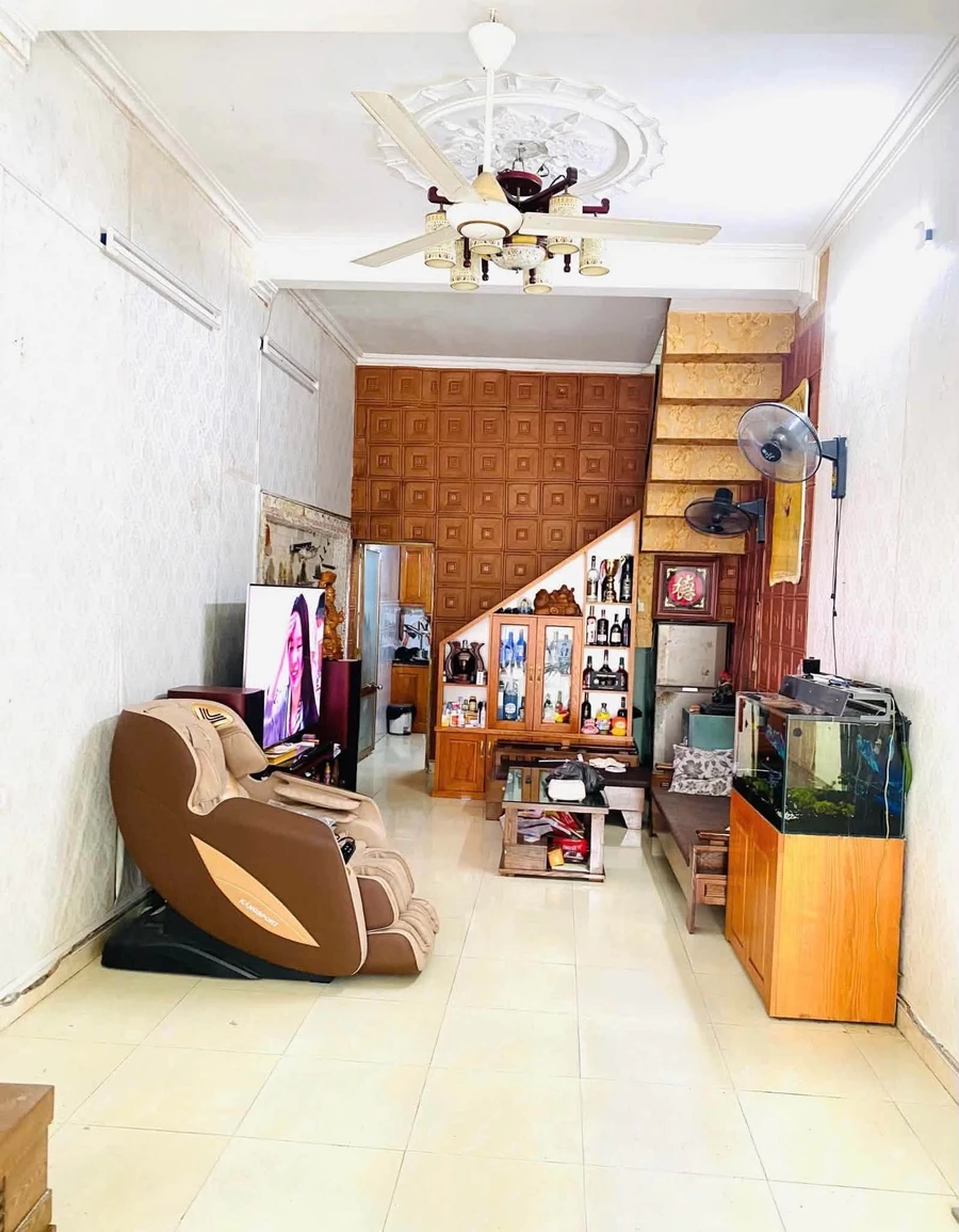 Bán nhà 3 tầng mặt phố Nguyễn Chí Thanh 43m2 - 3.15 tỷ - Ảnh thu nhỏ 2