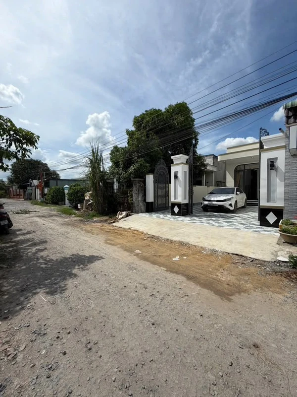 Bán nhà mới hoàn thiện 130m2, 3PN 3WC tại Ninh Thạnh, Tây Ninh 2 tỷ 050