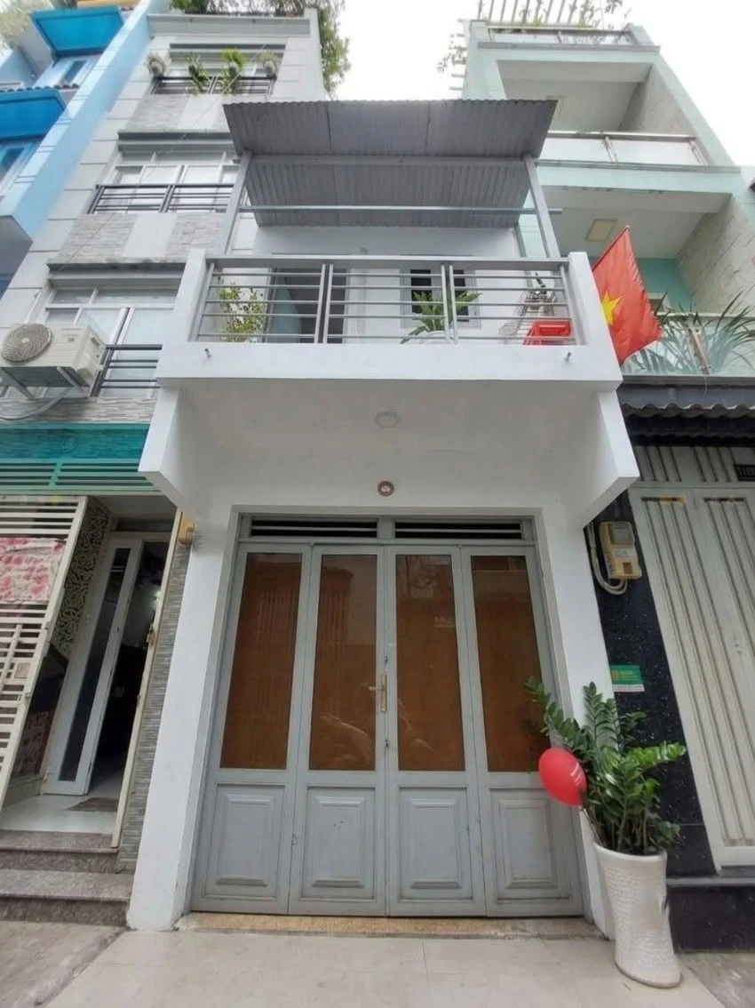 Bán nhà phố 92m² gần CX Đồng Tiến, Quận 10, nhỉnh 5 tỷ - Ảnh thu nhỏ 3