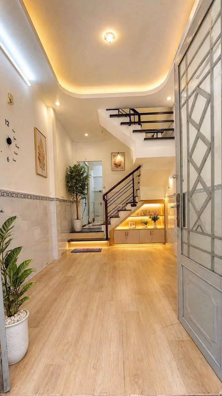 Bán nhà Tân Phú 30m2, 2 PN, 3,5 tỷ - Ảnh 1