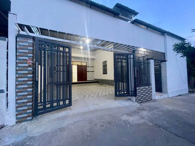 Bán nhà 3 phòng 177m² ven biển Ninh Hải, 1 tỷ 600 triệu
