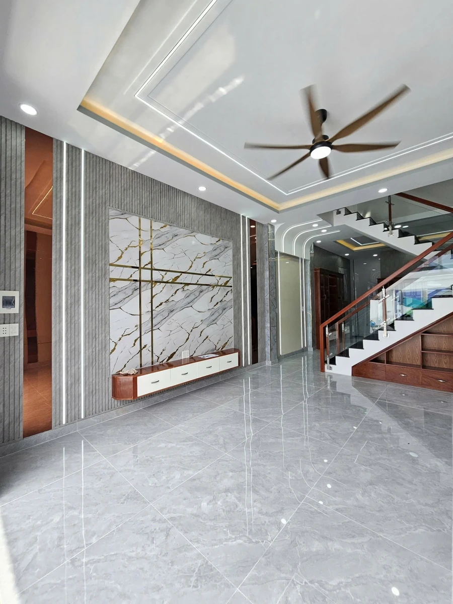 Bán nhà 1 trệt 2 lầu 93,1m2 giá 7 tỷ 200 Dĩ An - Ảnh thu nhỏ 5