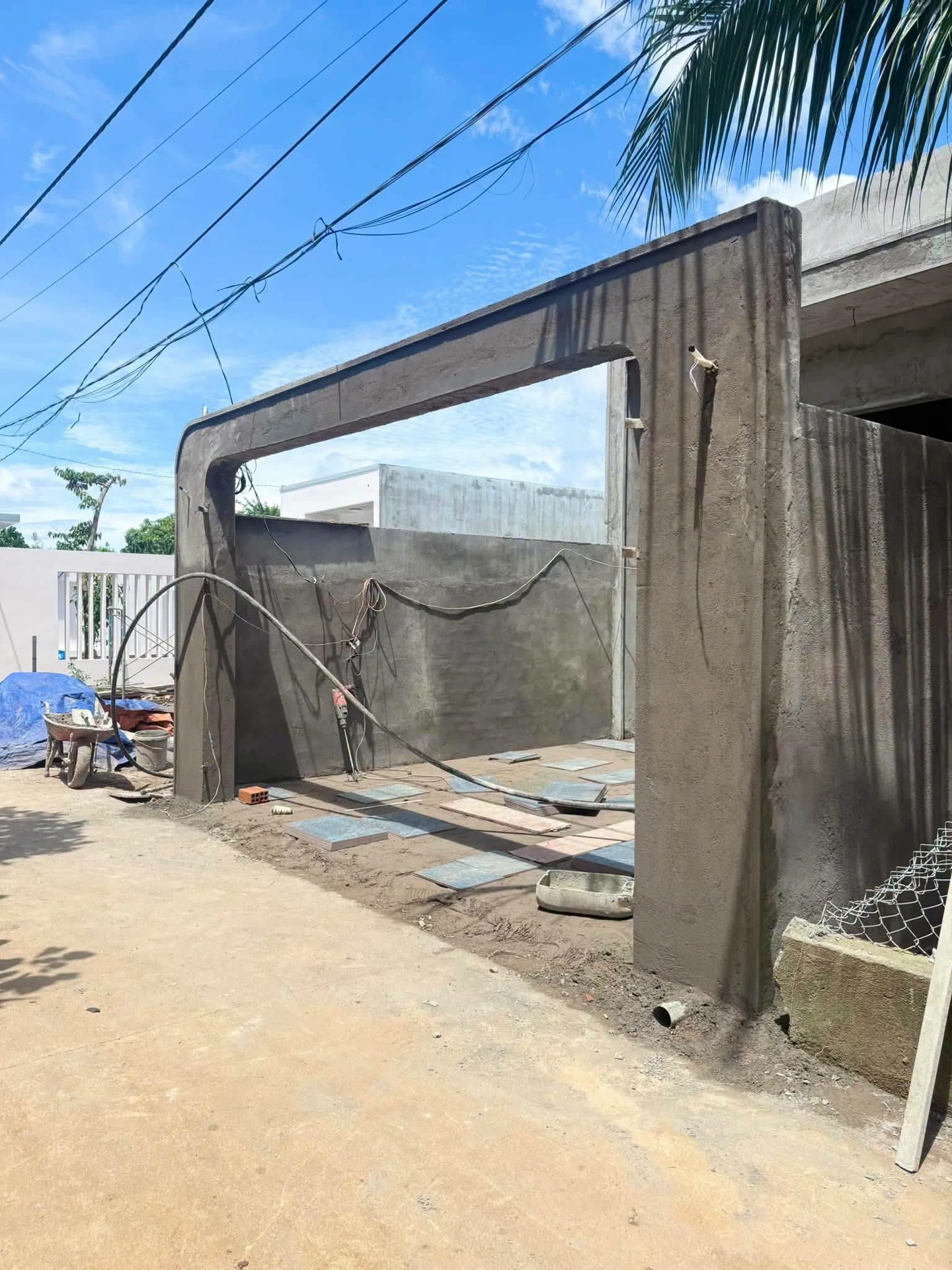 Bán nhà 5x20m 2 phòng ngủ giá 1,48 tỷ gần Giáo xứ Bình Khánh, Bình Lộc - Ảnh 1