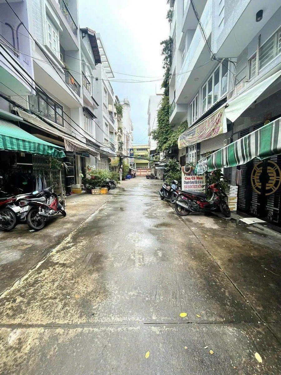 Bán nhà 3 phòng ngủ 122.5m² Quận 4, giá 7.399 tỷ - Ảnh 1
