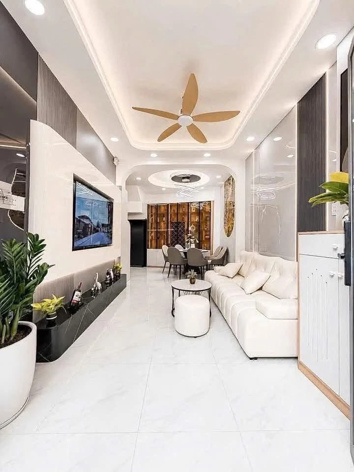 Bán nhà 3 tầng, 3PN 50m2 Bình Thạnh 5.5 tỷ - Ảnh thu nhỏ 2