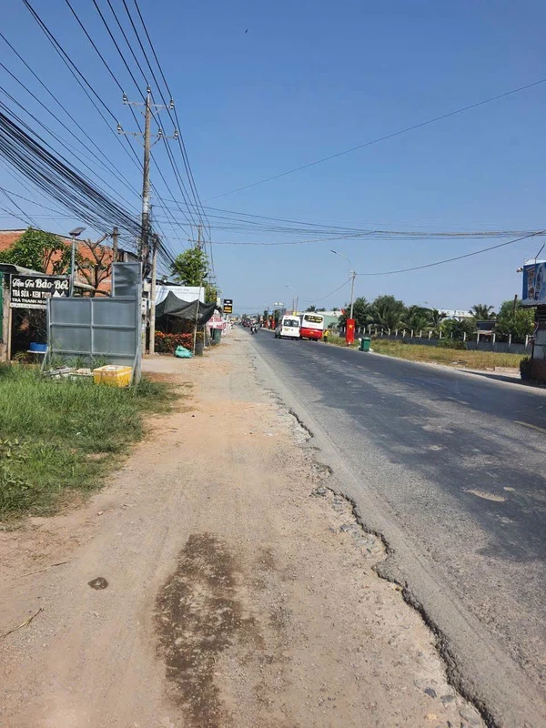 Bán đất mặt tiền kinh doanh 667m² gần Tân An, Long An