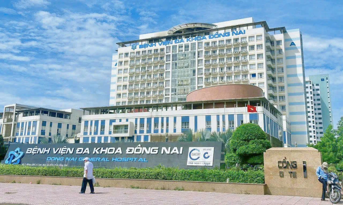 Bán nhà mặt tiền Đồng Khởi 270m2, Quận 1 - 18 tỷ 999 triệu - Ảnh thu nhỏ 3