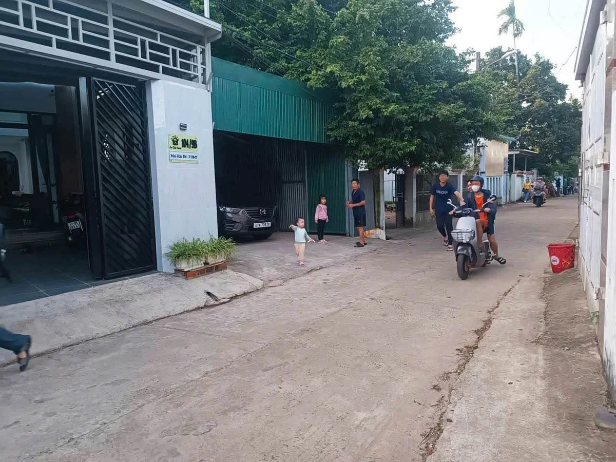 Bán đất hẻm Mai Hắc Đế 70m2 giá 3 tỷ 450 triệu - Ảnh thu nhỏ 2