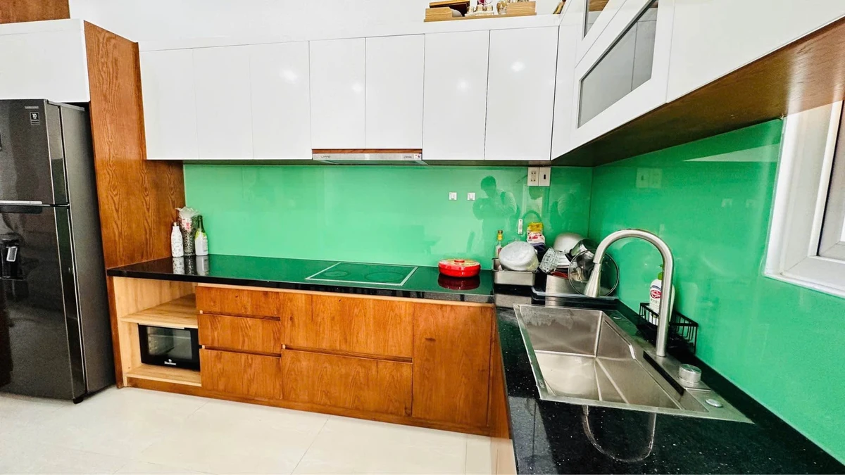 Bán nhà 3 tầng mặt tiền 175m² Nha Trang 7.5 tỷ - Ảnh thu nhỏ 2
