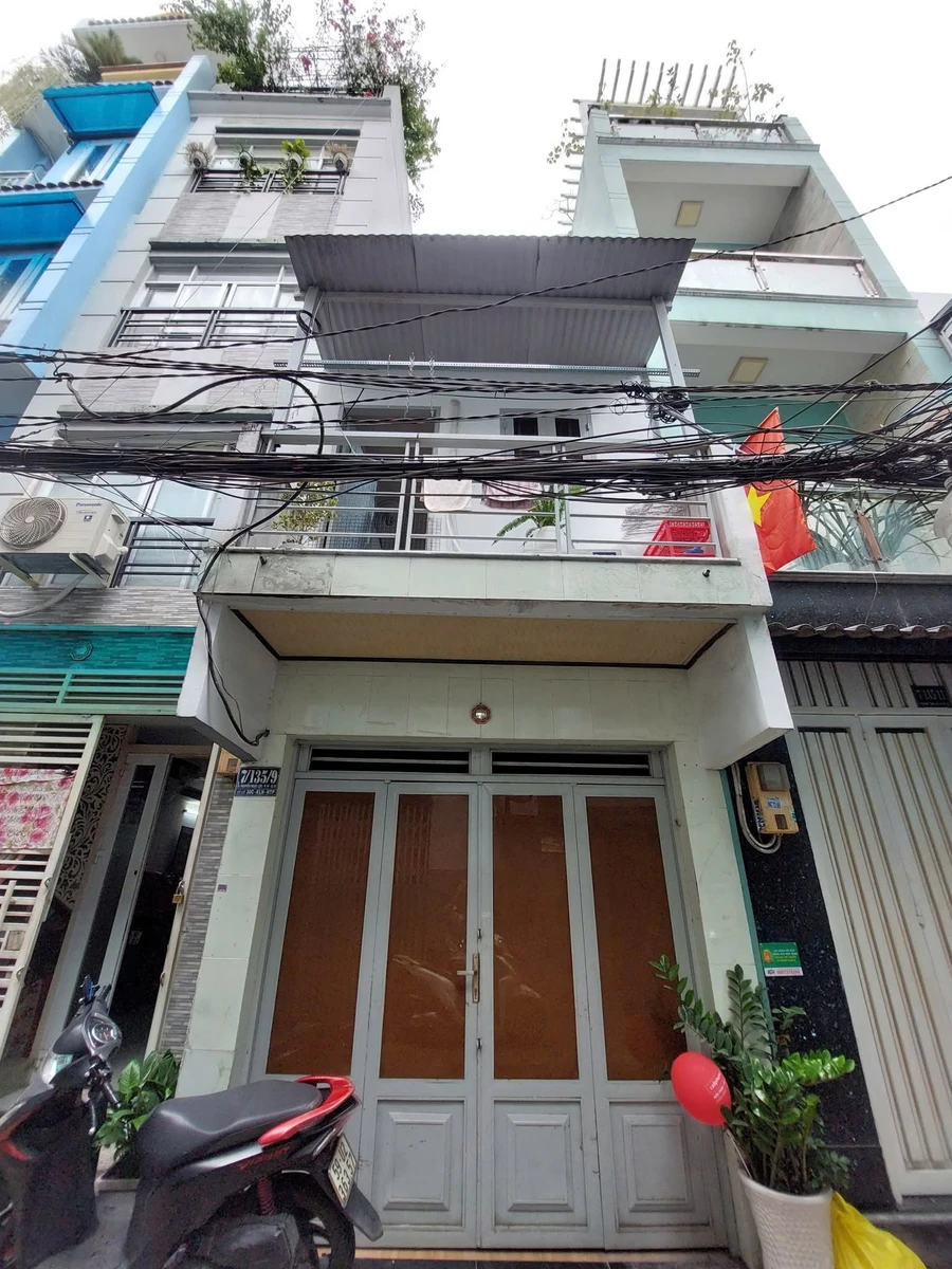 Bán nhà hẻm Nguyễn Ngọc Lộc Quận 10, 38m², 3 tầng, nhỉnh 5 tỷ - Ảnh thu nhỏ 3