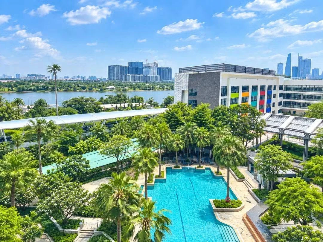 Bán căn hộ Vinhomes Golden River Tòa A4 63,8m2 giá nhỉnh 13 tỷ, Bến Nghé Quận 1 - Ảnh thu nhỏ 2