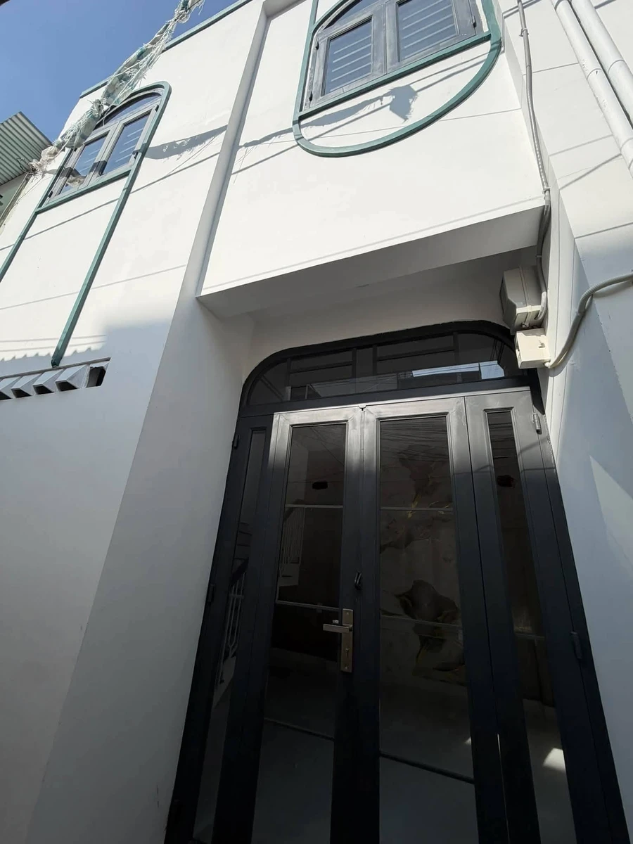 Bán nhà 1 trệt 1 lầu 20m² Hiệp Thành 860 triệu - Ảnh 1