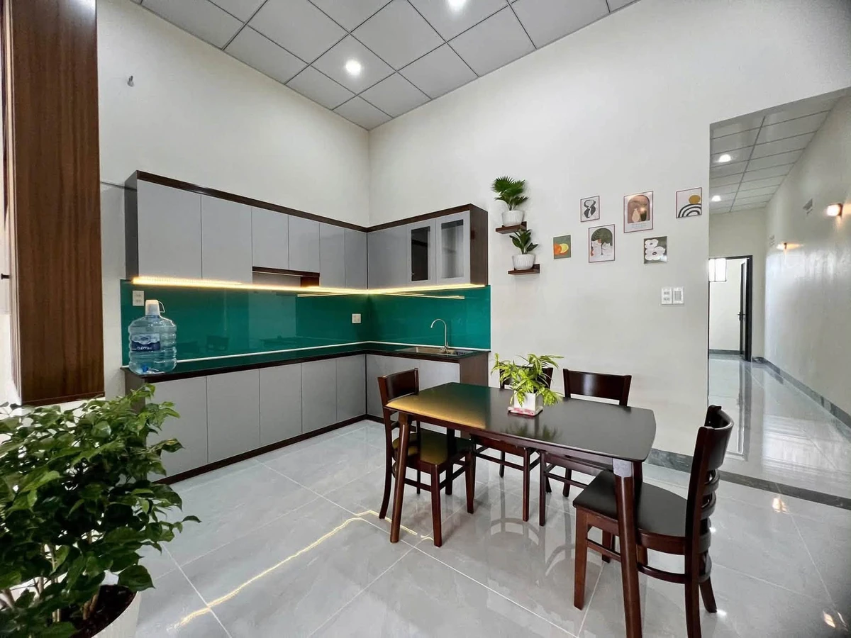 Bán nhà mới 50m² 2PN 2WC, giá 2 tỷ 350 triệu, Hóc Môn - Ảnh 1
