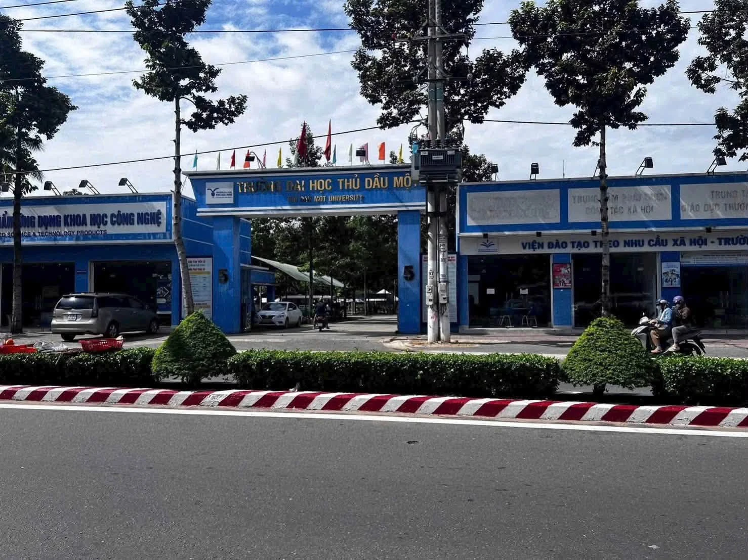 Cho thuê shophouse 90m² cạnh Đại học Thủ Dầu Một, Bình Dương - Ảnh 1