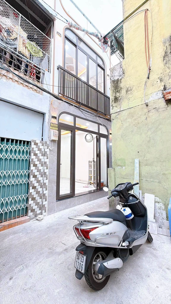 Bán nhà Quận 4, 32m² 3 tầng 3 PN, 4.980 tỷ - Ảnh 1