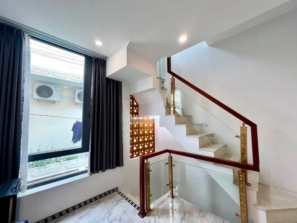 Bán nhà 2 lầu sân thượng Phan Thiết 30m² 2 tỷ 1 - Ảnh thu nhỏ 5