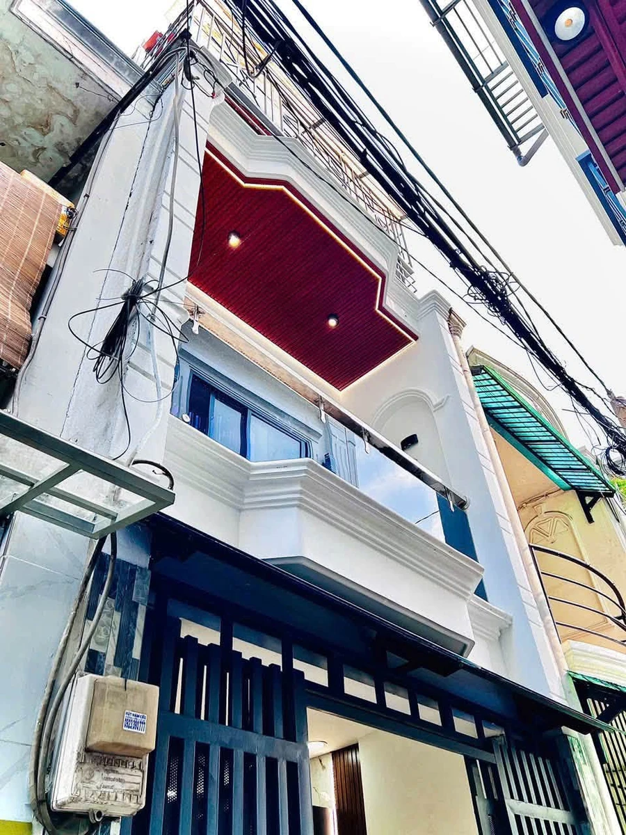 Bán nhà 3 tầng 27.9m² Gò Vấp 3.99 tỷ full nội thất - Ảnh 1