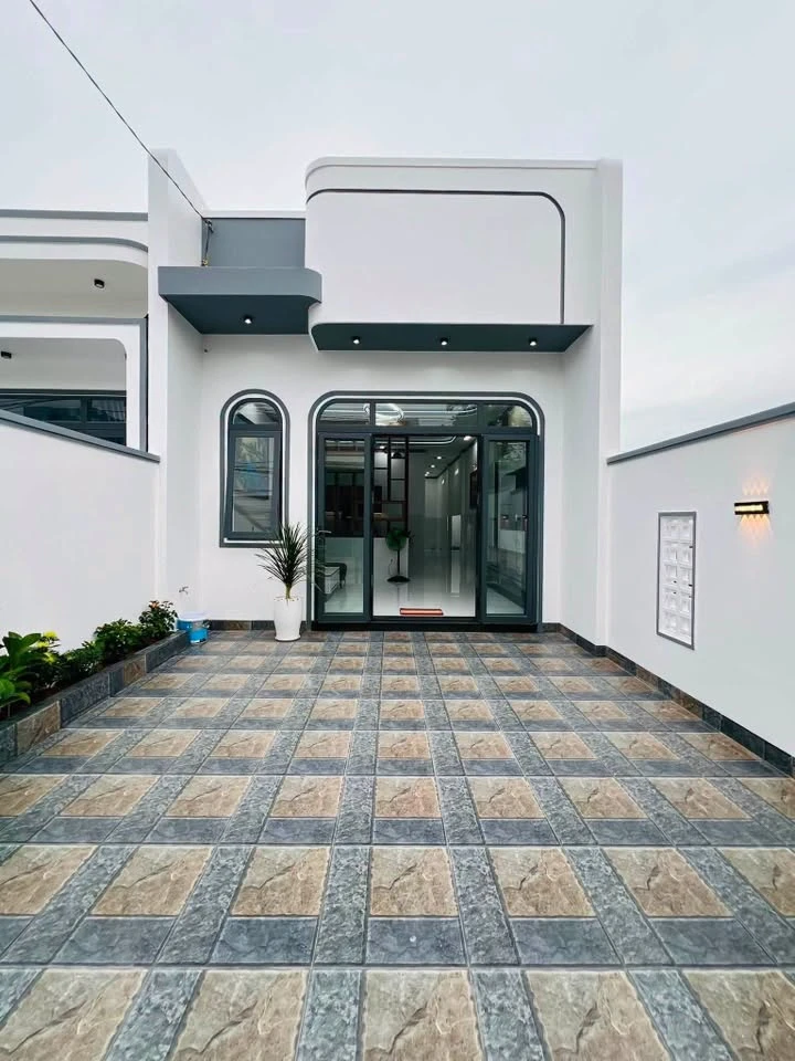 Bán nhà 2 PN 105m2 trung tâm Bến Tre 1 tỷ 680 triệu - Ảnh thu nhỏ 2